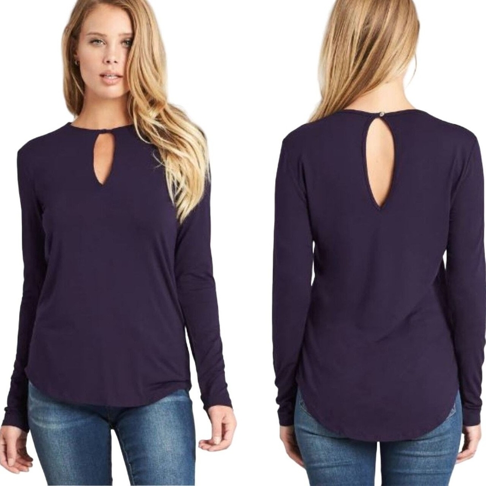 Laila Jayde Long Sleeve Keyhole Top in Deep Purple